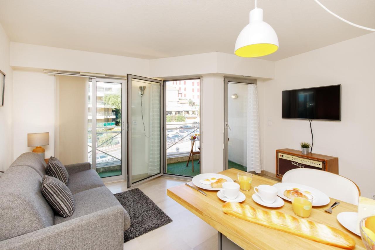 Colline Azur Yourhosthelper Cannes Exterior foto