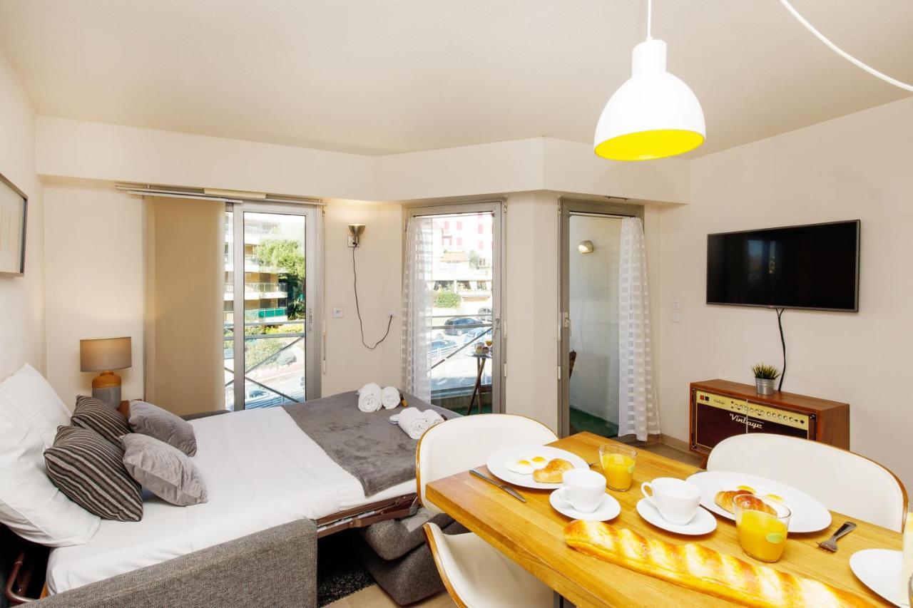 Colline Azur Yourhosthelper Cannes Exterior foto